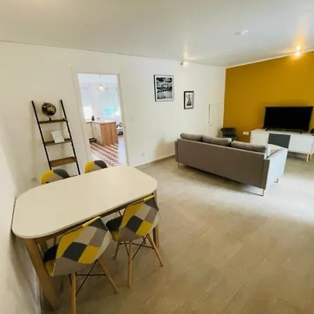 Chambres A Louer Dans Maison En Colocation Homestay *